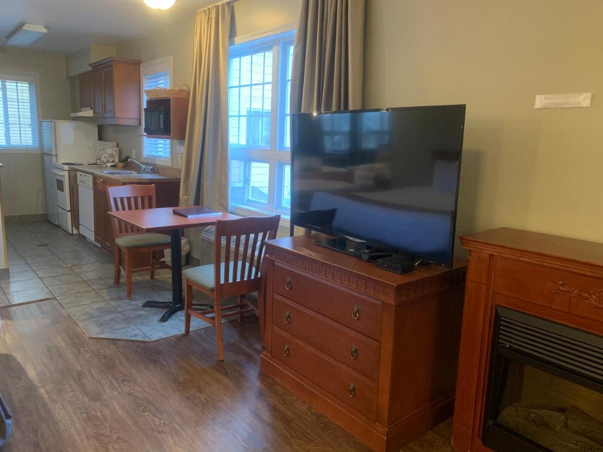 Hotel And Suites Les Laurentides Saint-Sauveur-des-Monts Dış mekan fotoğraf
